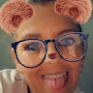 Meet your Posher, Karin